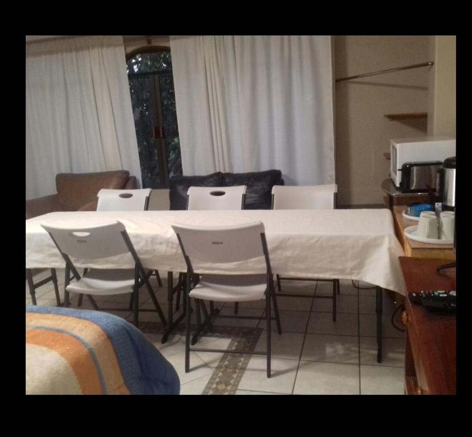 Ciudad De Mexico Unam Guest House Casa De Huespedes Zewnętrze zdjęcie